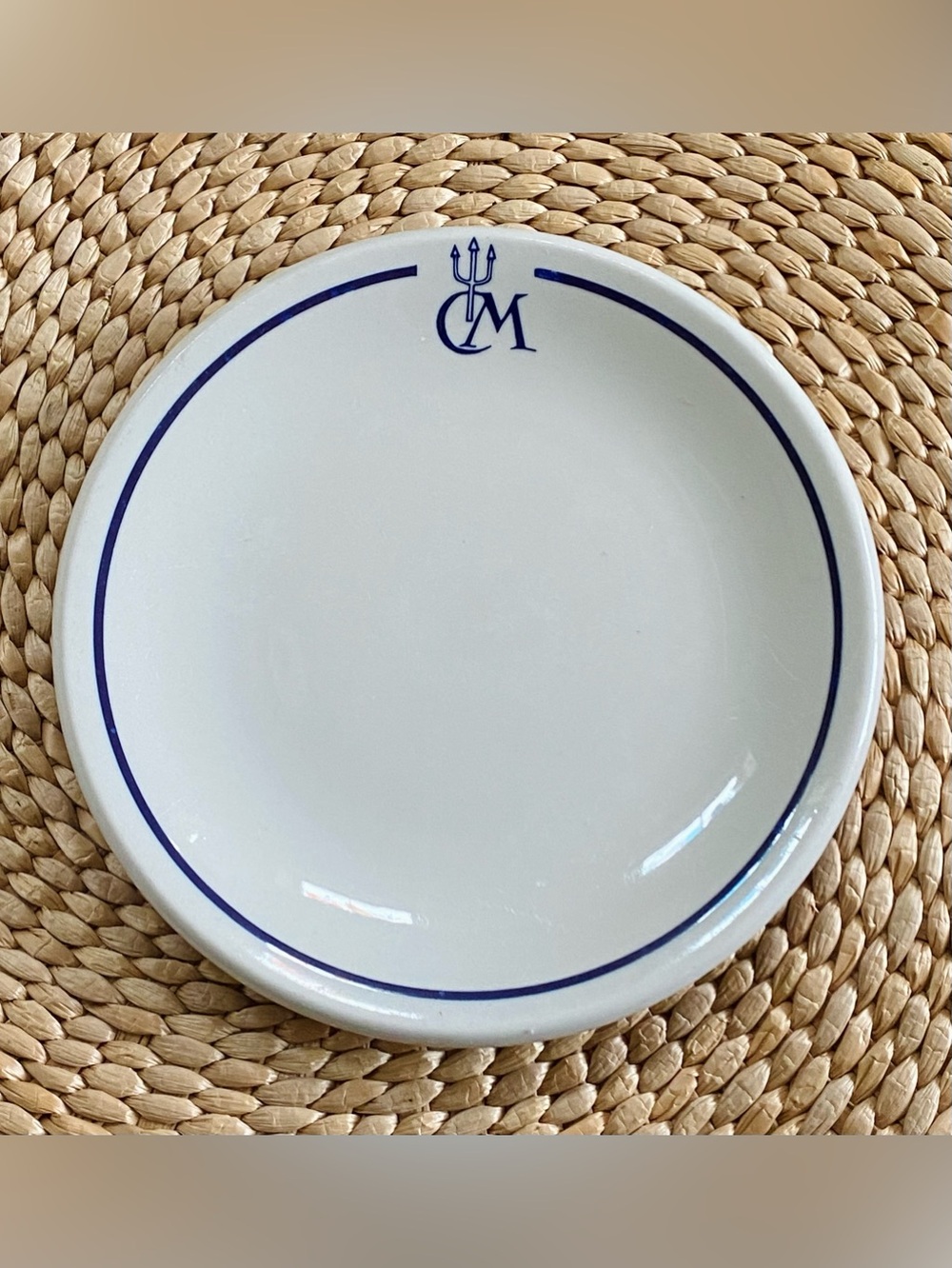 VTG Club Med Trident Logo Blue White Ceramic Restaurant Ware 7.25” Plate